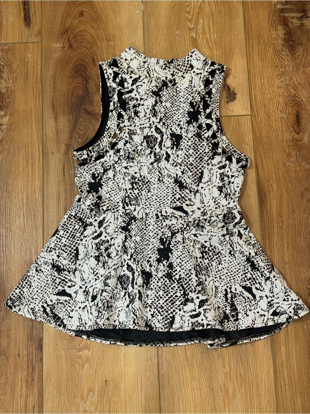 Free People Black & White Snake-Print Peplum Tank
